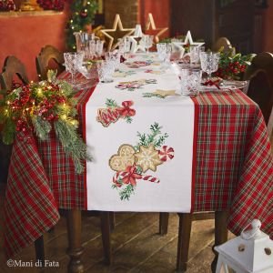 Kit punto croce per tovaglia da 8 scozzese ‘Biscotti natalizi’