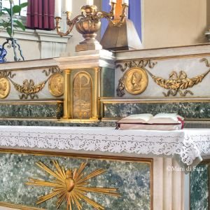 Disegno carta per tovaglia altare ad intaglio 'Coppa e fiori'
