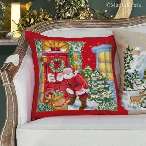 Kit punto croce per cuscino 'Babbo Natale che consegna i doni'