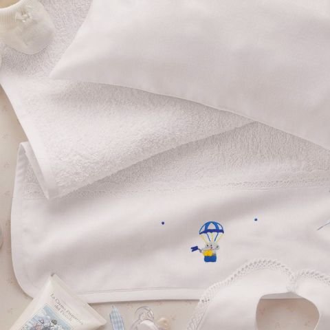 Asciugamano baby in spugna ricamato a mano 'Mongolfiera'