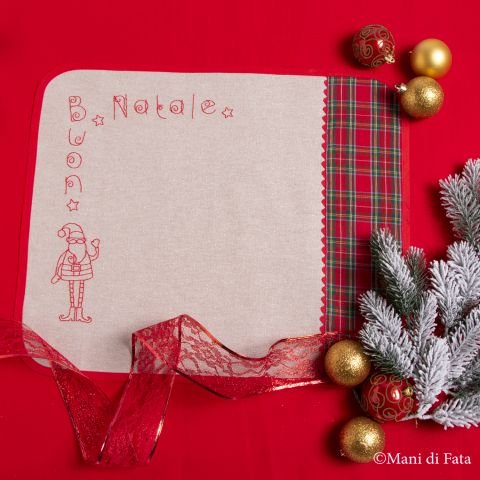 Easy kit tovaglietta americana disegnata ricamo a punti vari Babbo Natale
