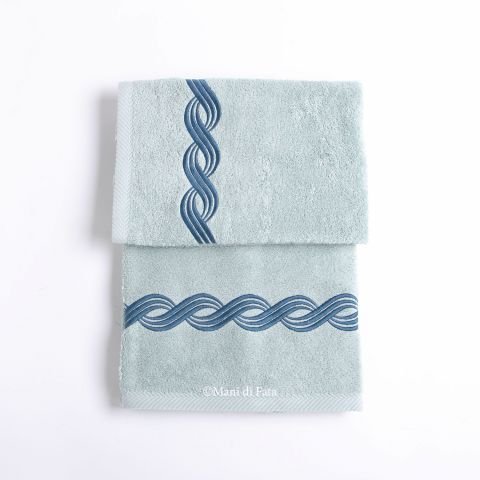 Parure asciugamani ricamo a macchina onde