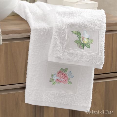 Schema punto croce parure asciugamani bianca 'Rosa e farfalle'